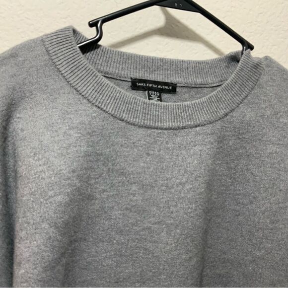 Saks fifth avenue faux fur cuff sweater NWOT - Picture 5 of 13